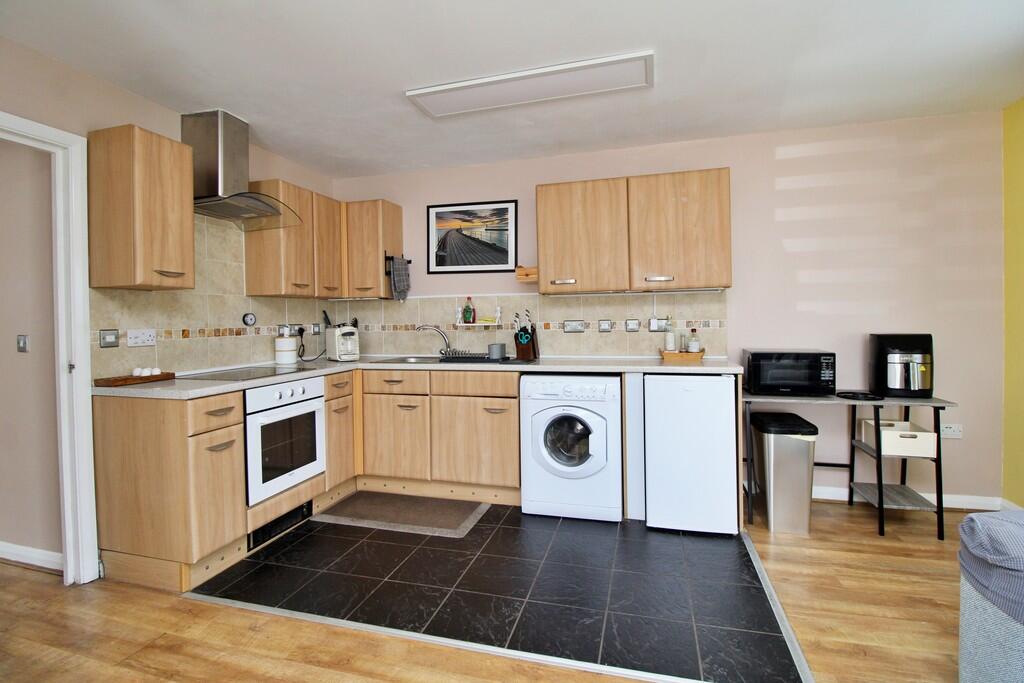 Parkfield Road, Rugby photo 4