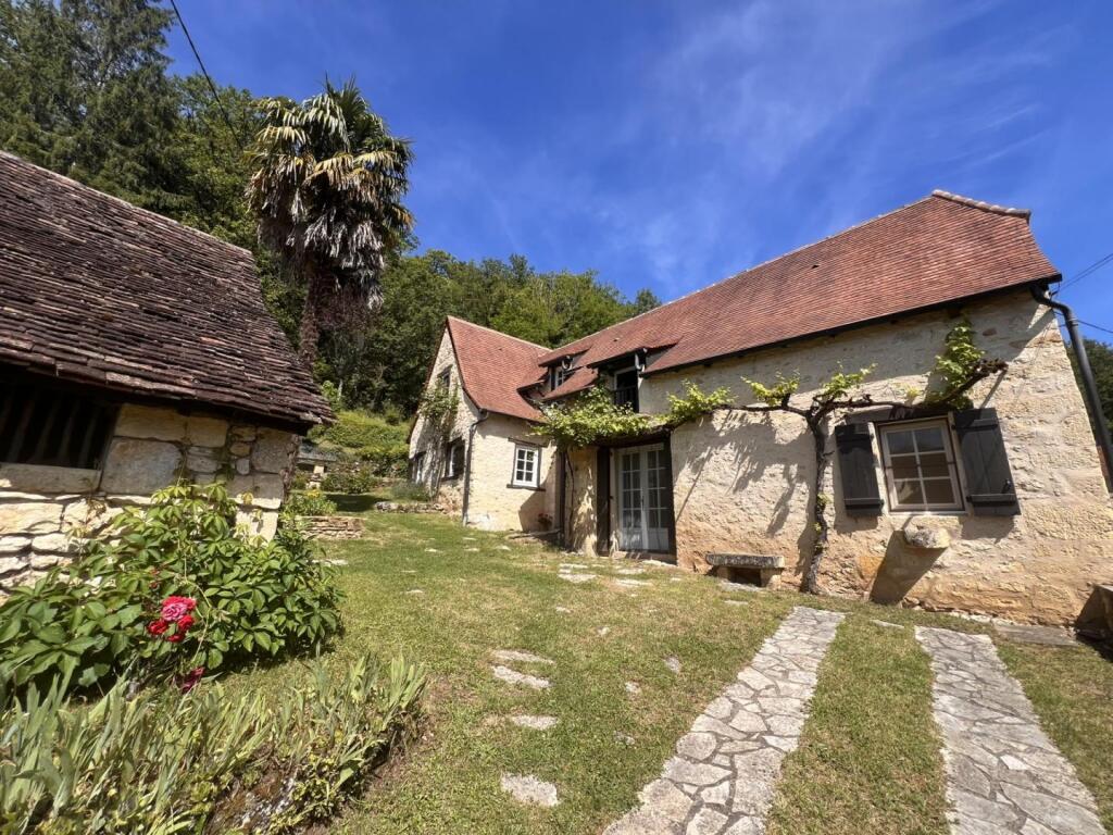 Main image of property: LA BACHELLERIE