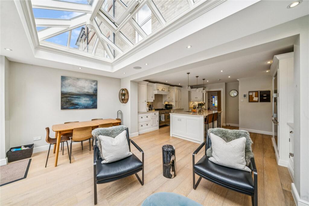 Roseneath Road, SW11 - View 5
