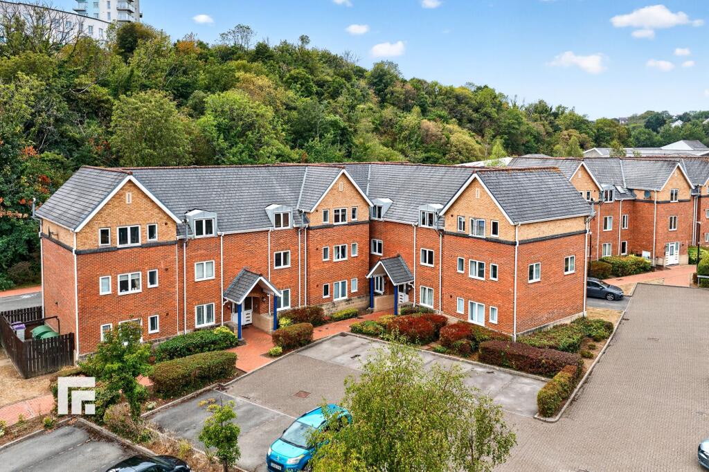 Main image of property: The Landings, Penarth, CF64