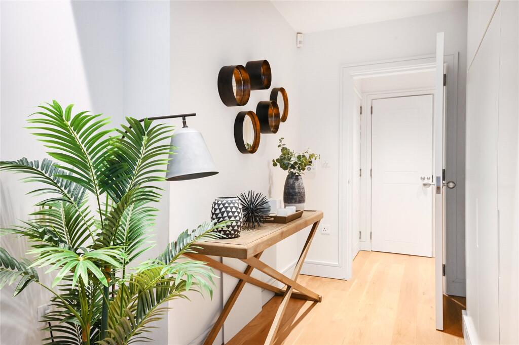 Apartment in London - View 4
