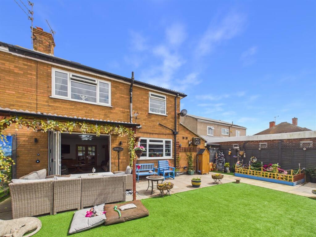 Admiralty Road, Mablethorpe photo 2