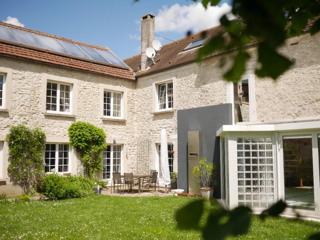 Main image of property: Andelu, Yvelines, Paris-Isle of France