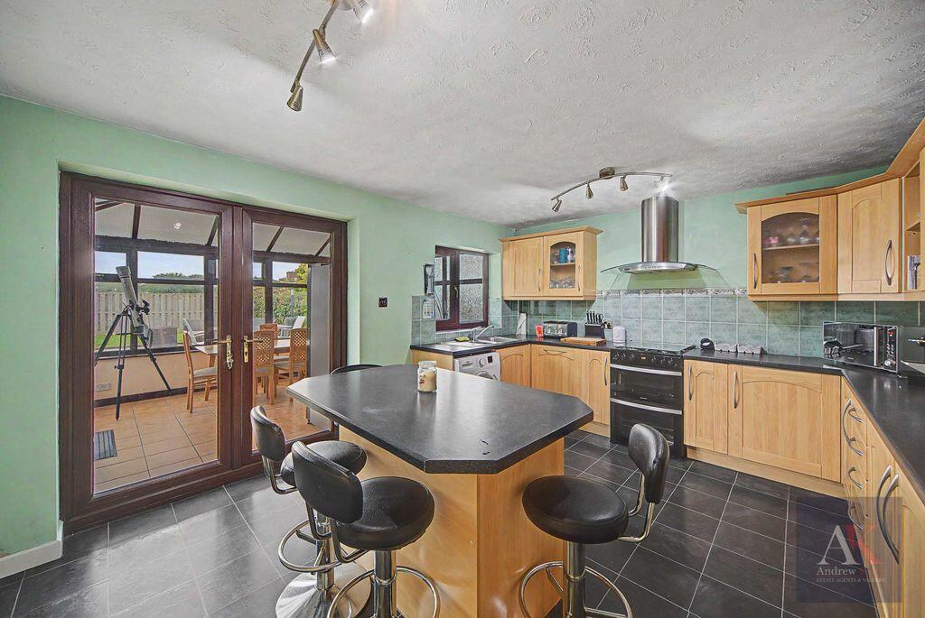 House in Oldham - View 3