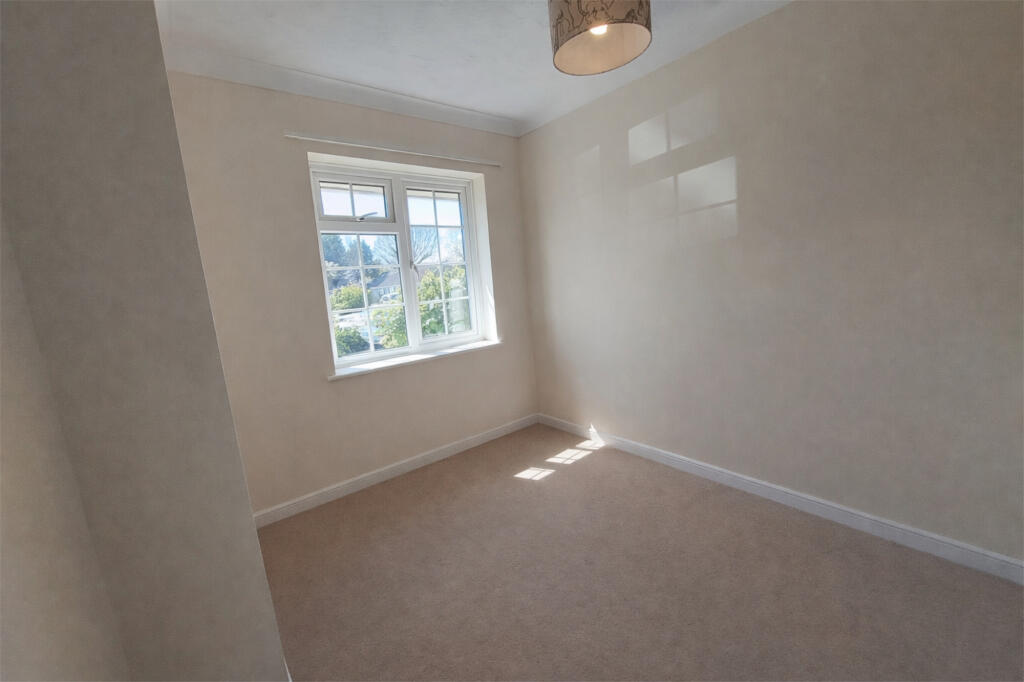 House in New Forest, Fox Pond, Lymington and Pennington - More