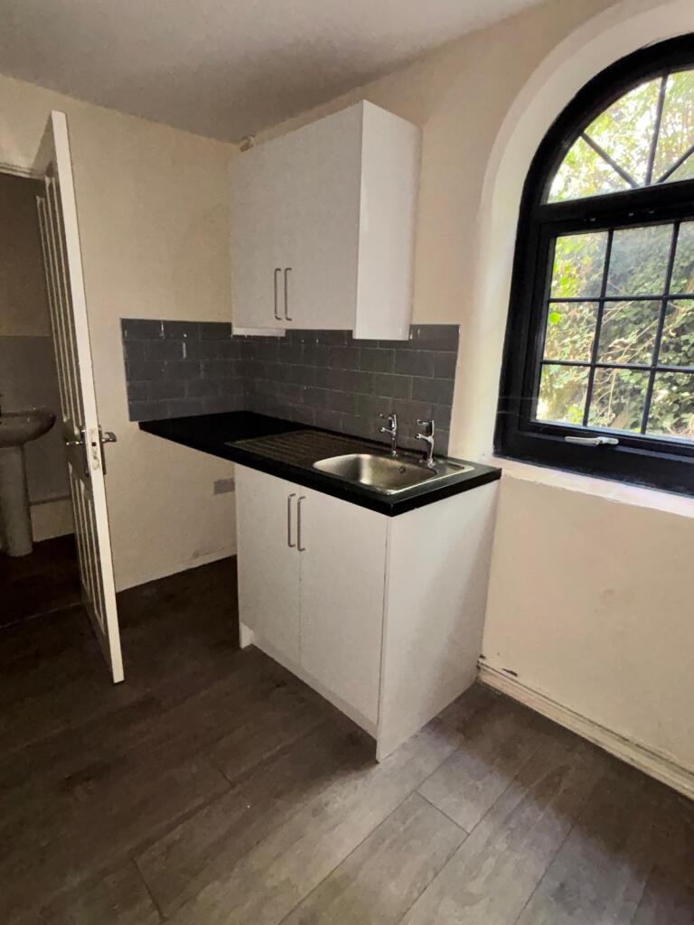 Apartment in Peterborough - View 2