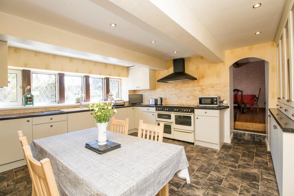 Windy Bank Lane, Queensbury, Bradford – pohled 5