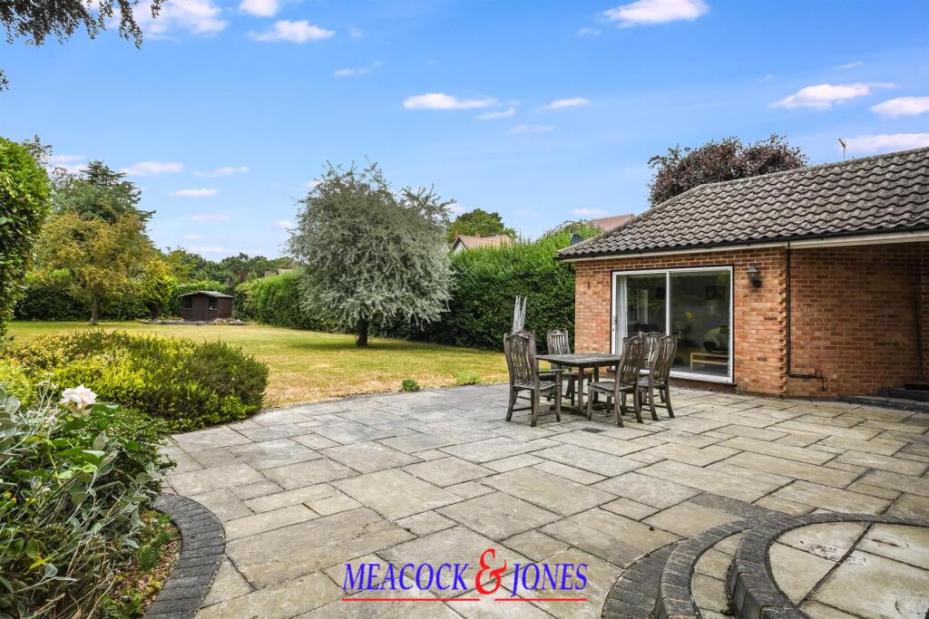 Priests Lane, Old Shenfield, Brentwood - View 3