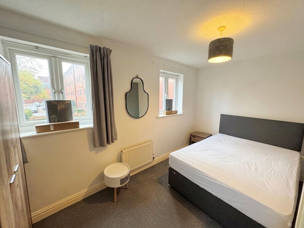 4 bedroom terraced house for rent