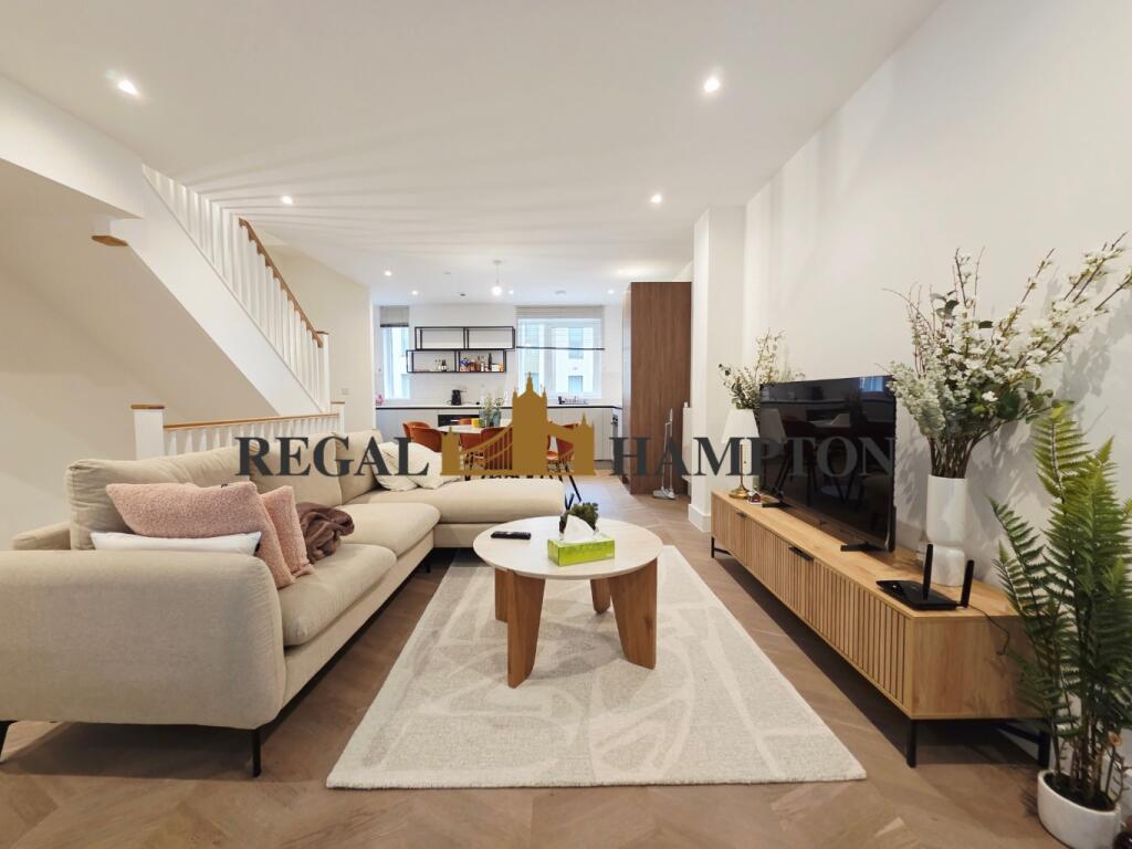 Main image of property: Baldwin Lane, Greenwich, London, SE3