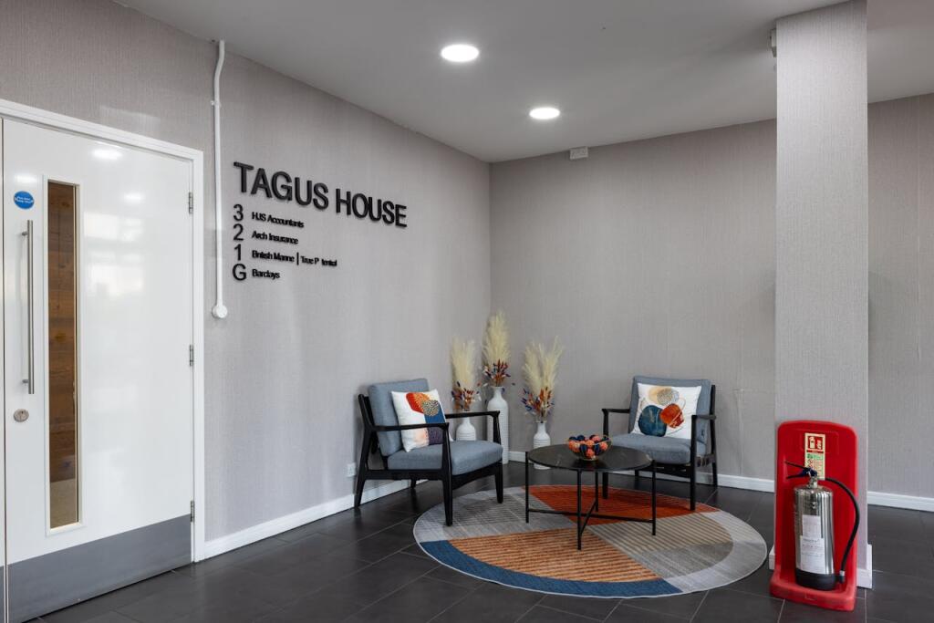 Tagus House 24.jpg