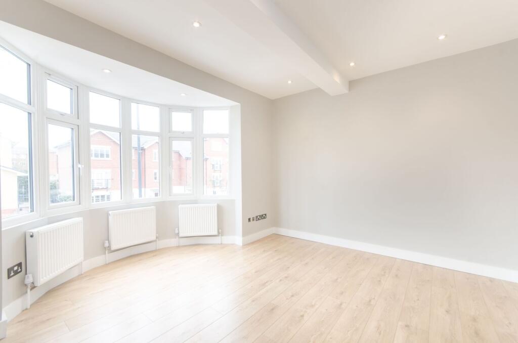 Apartment in London, Willesden Green, Harlesden - More