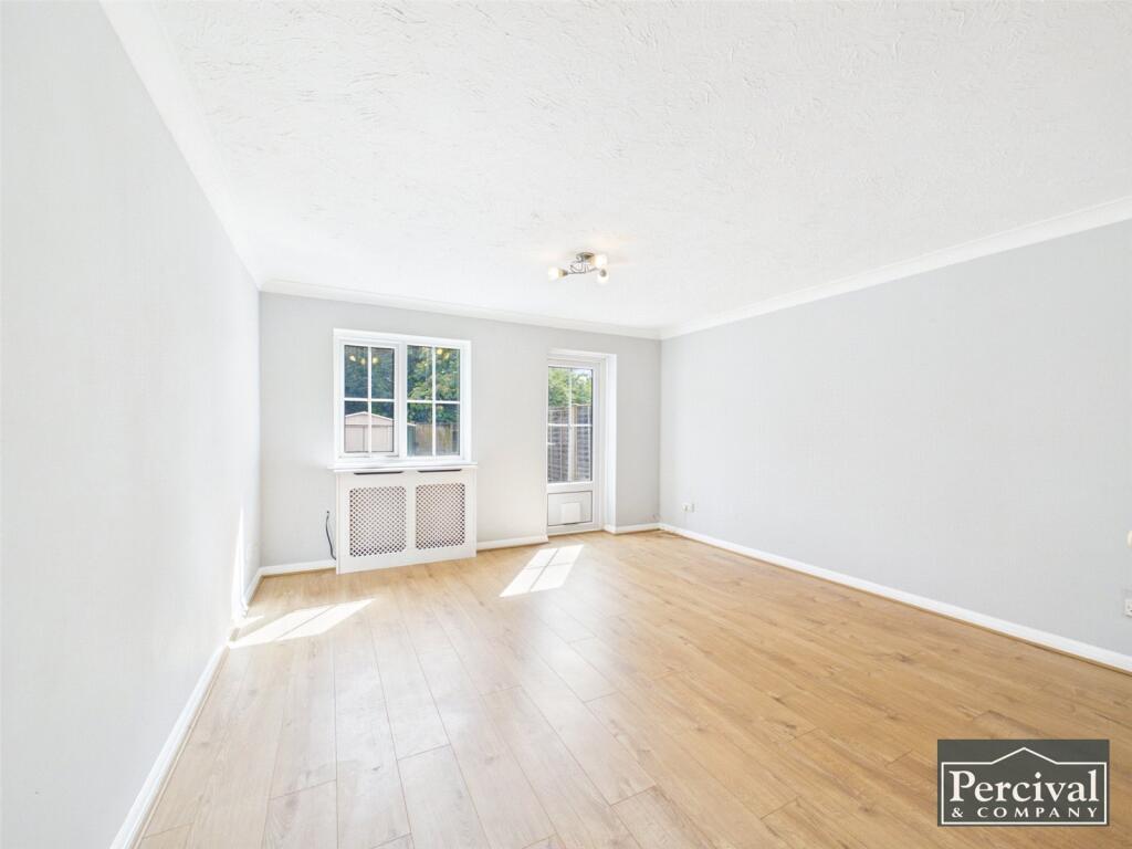 Willow Tree Way, Earls Colne, Colchester, Essex, CO6 photo 5