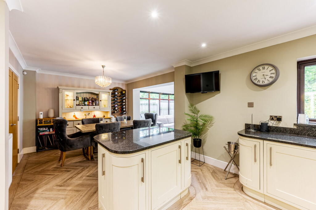 House in South Staffordshire, Great Wyrley - View 6