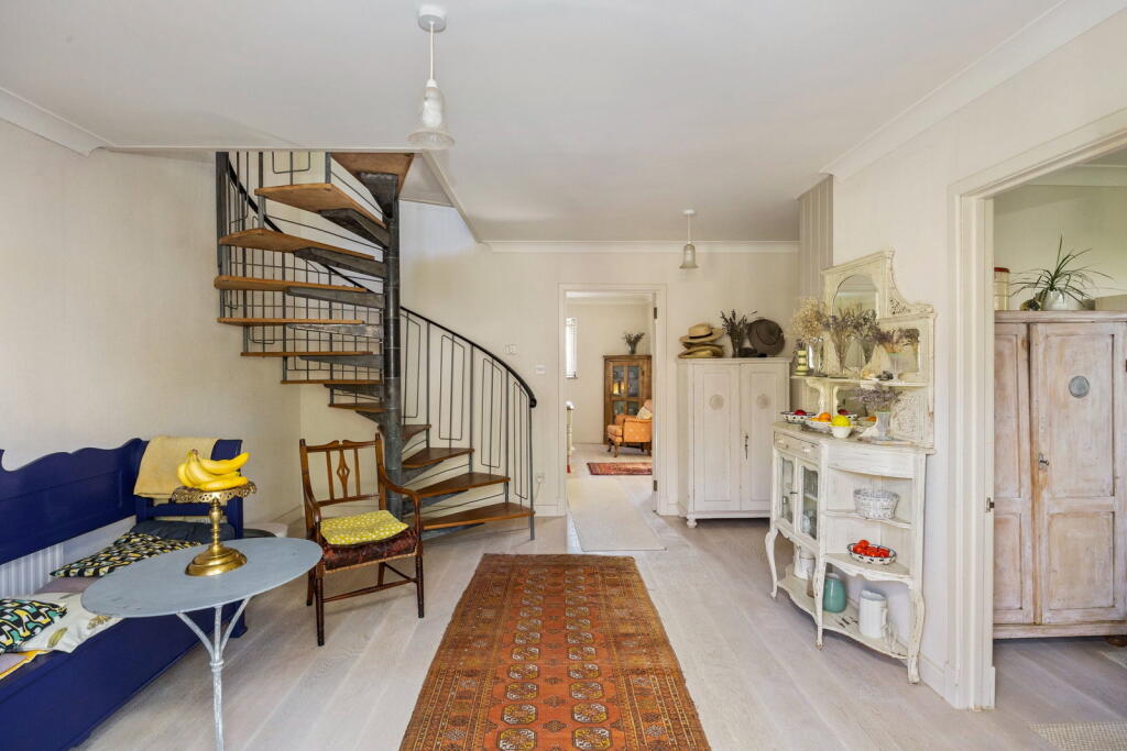 House in Brighton - View 5