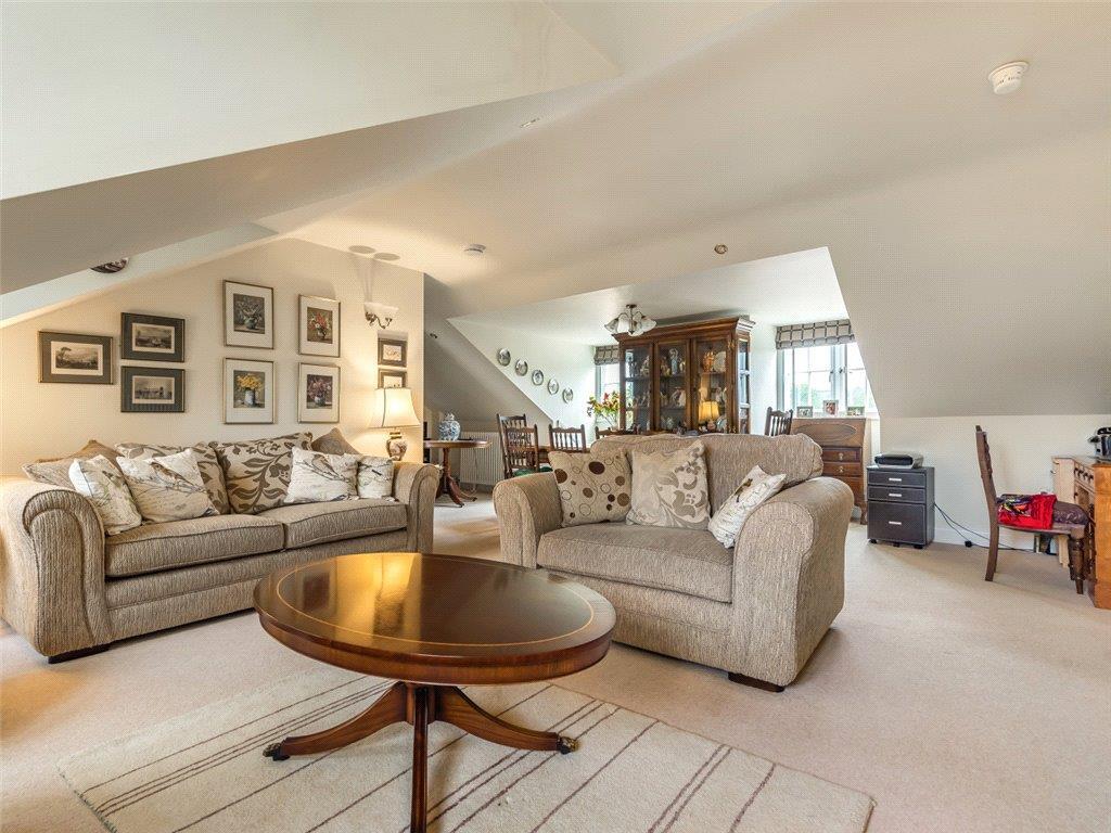 Apartment in Cerne Abbas - View 2