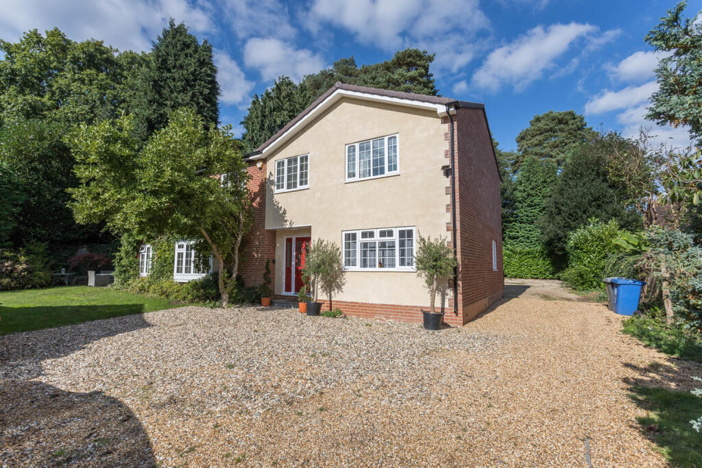 Main image of property: Vicarage Gardens, Ascot, Berkshire, SL5 9DX