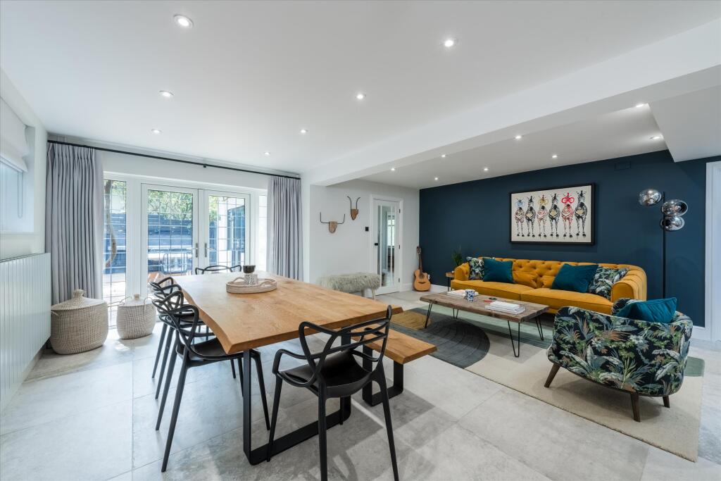 House in Sevenoaks, West Heath - View 5