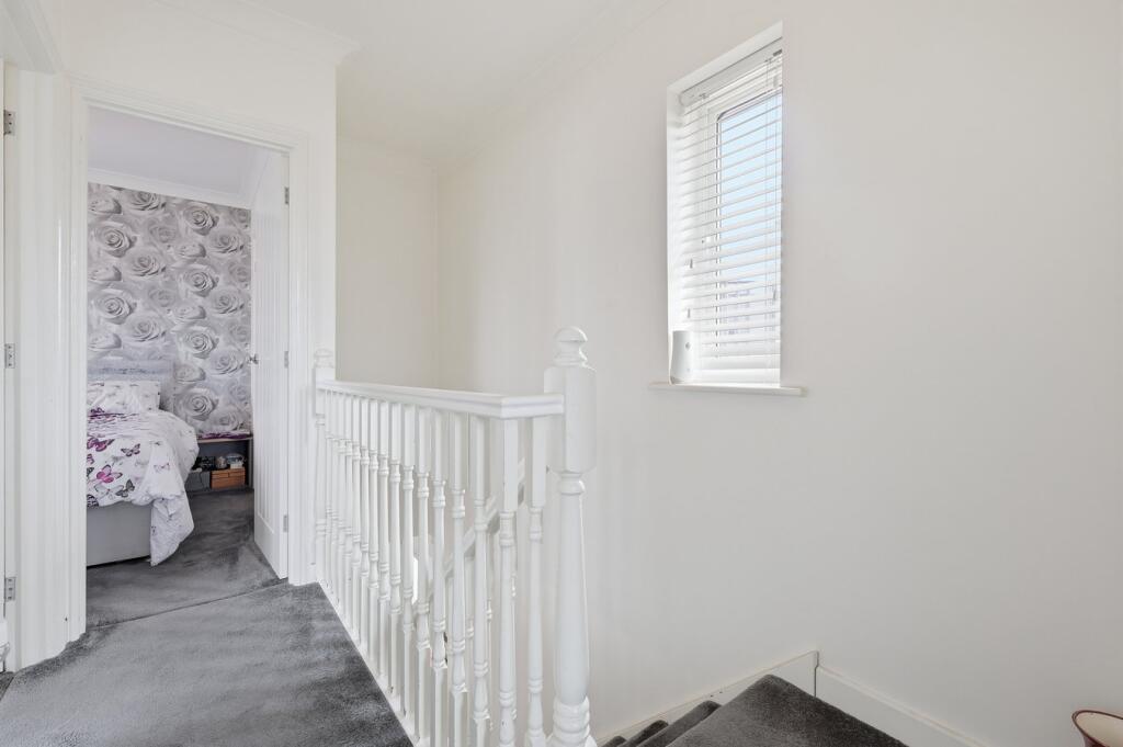 Hedingham Road, Halstead, Halstead, CO9 - More