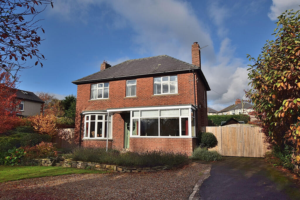 4-bed detached on Darlington Road, Richmond, £570,000