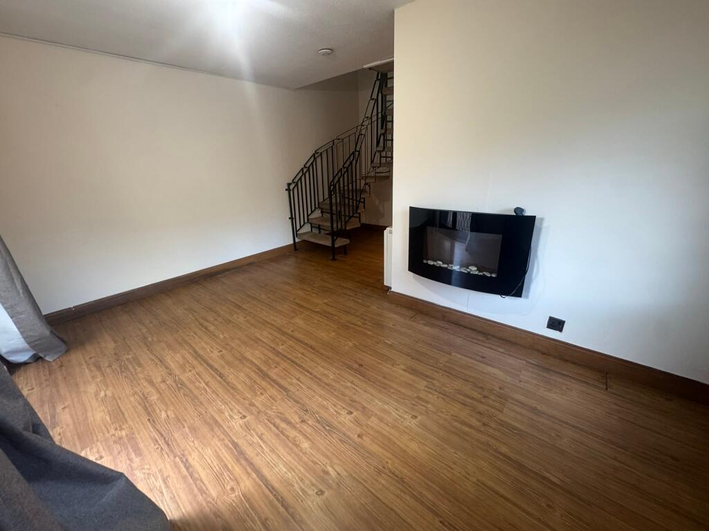 Main image of property: 23 Waddington Court