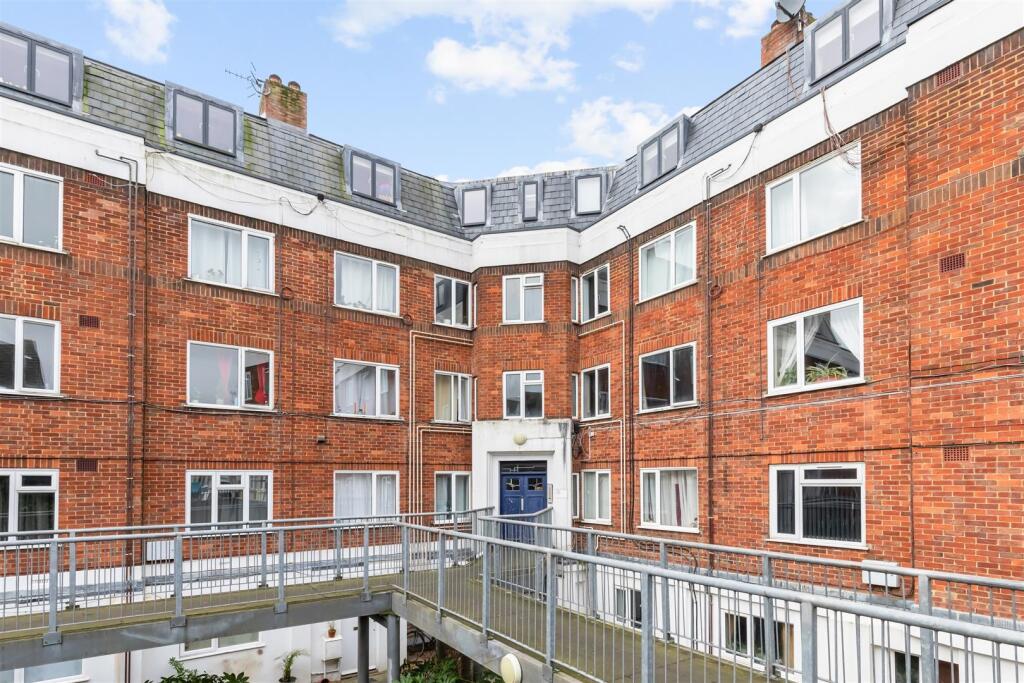 Main image of property: Park Crescent Place, Brighton