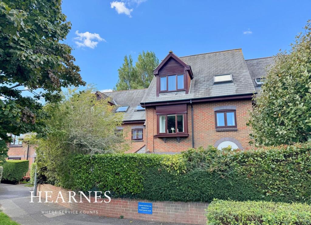 1-bed house on 9 Vallis Close, Baiter Park, Poole, BH15, £90,000