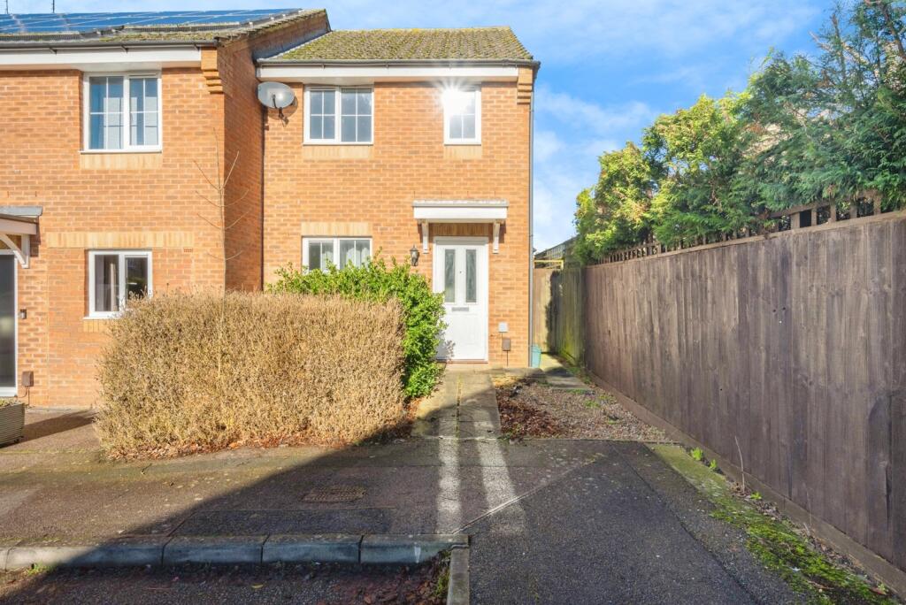 Main image of property: Jubilee Gardens, Rushden, Northamptonshire, NN10