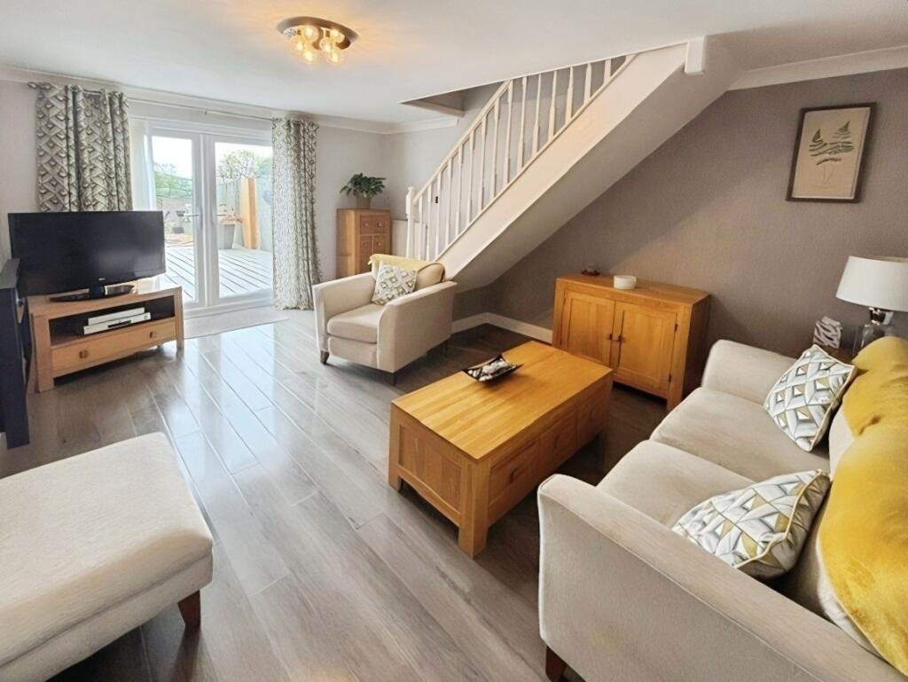 House in Newport - View 2
