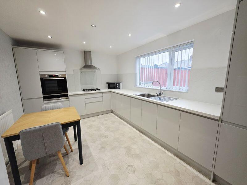 Whinneyfield Road, Newcastle Upon Tyne photo 3