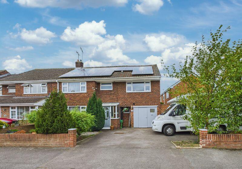 4-bed semi-detached on Goodmoor Crescent, Churchdown, £415,000