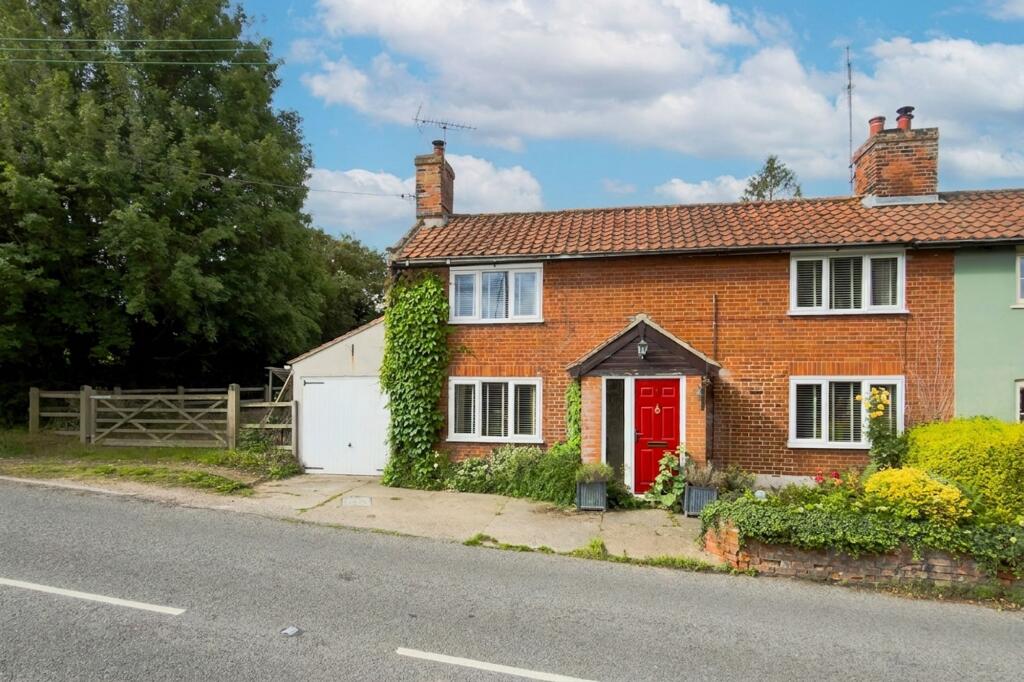 Main image of property: Stone Street, Hadleigh, IP7