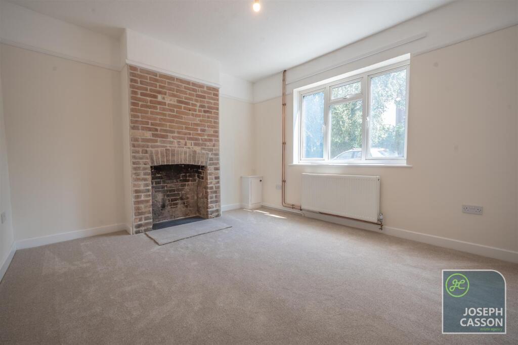 House in Bridgwater, Eastover, Somerset - View 3