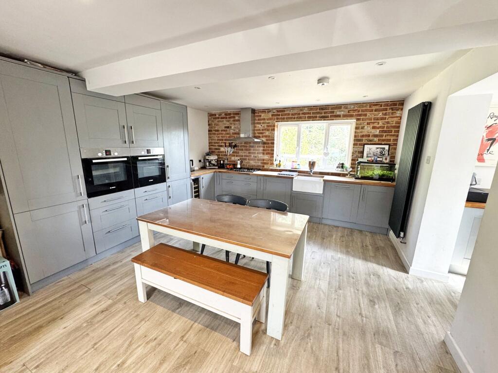 House in Southampton - View 4
