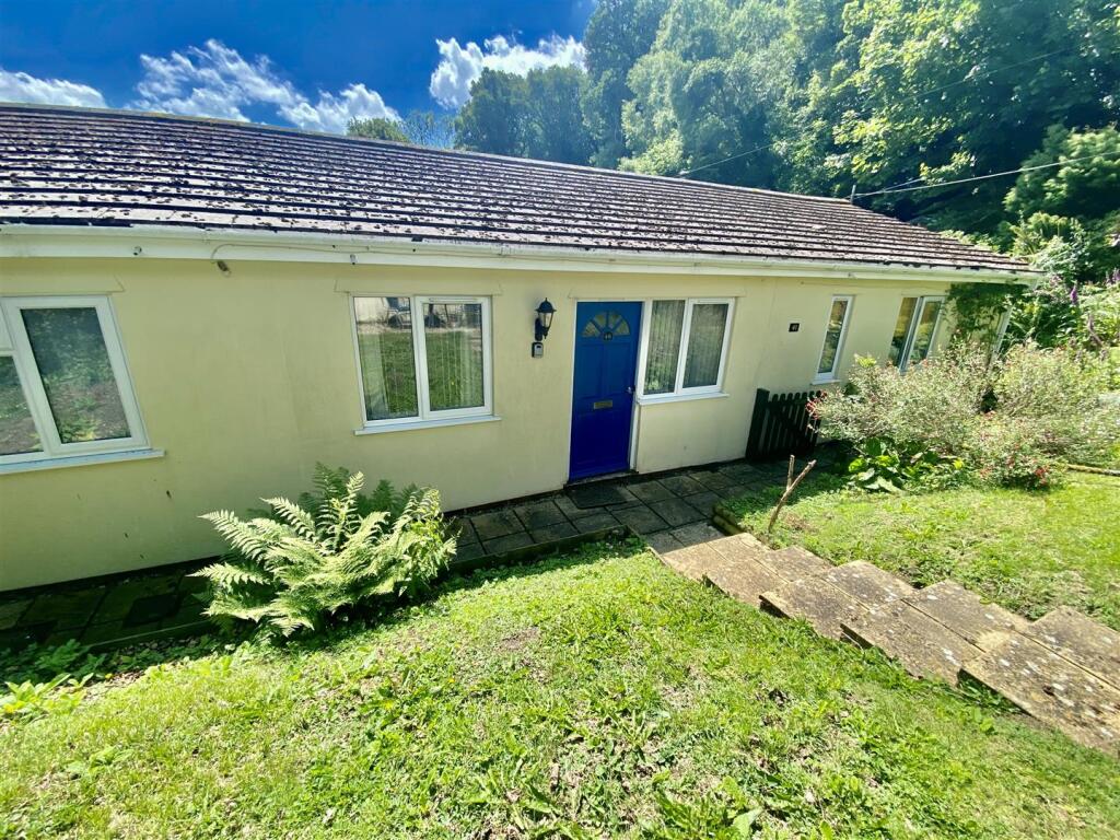 1-bed terraced on Fernhill, Charmouth, Bridport, £145,000