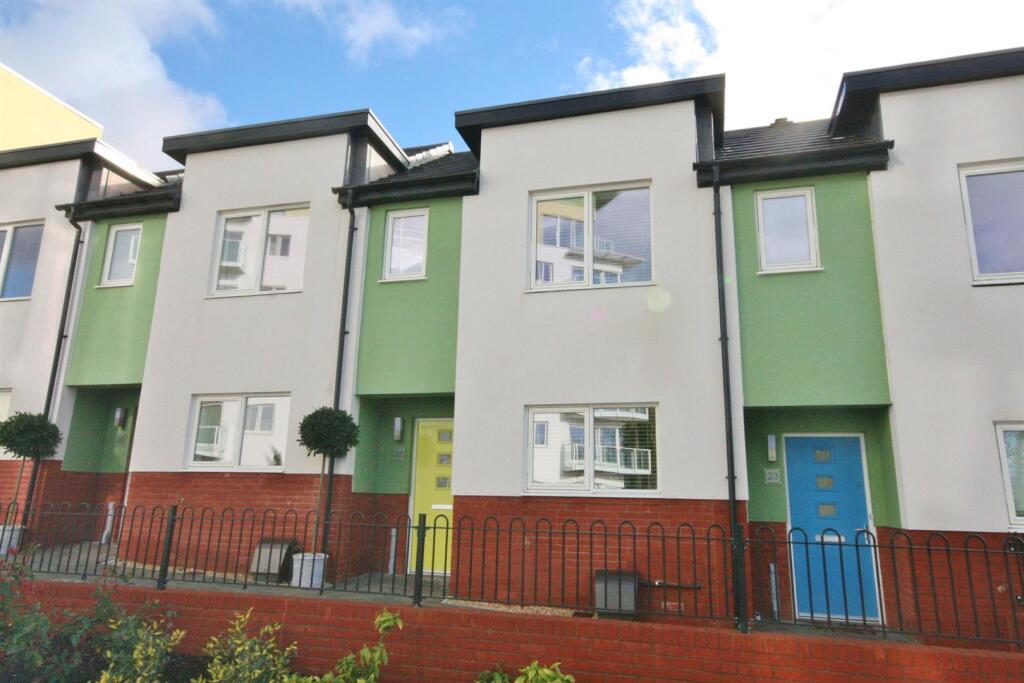 Main image of property: 25, Trem Elia, Penarth Heights, Penarth, Vale of Glamorgan. CF64 1TB