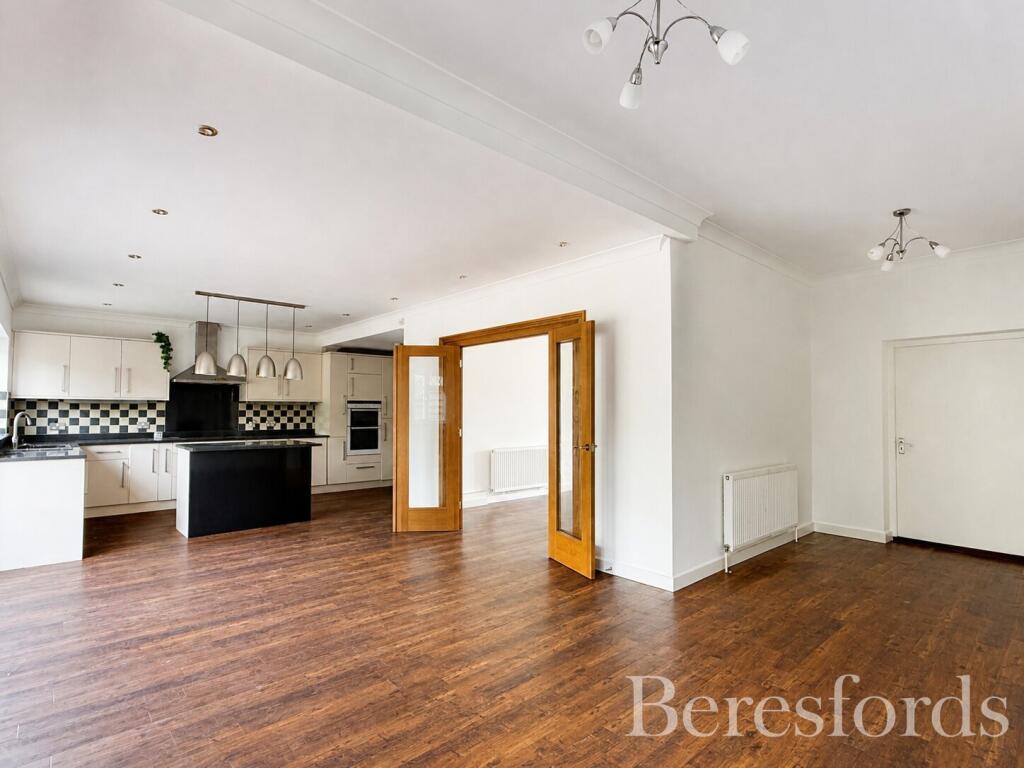 House in Romford - View 5