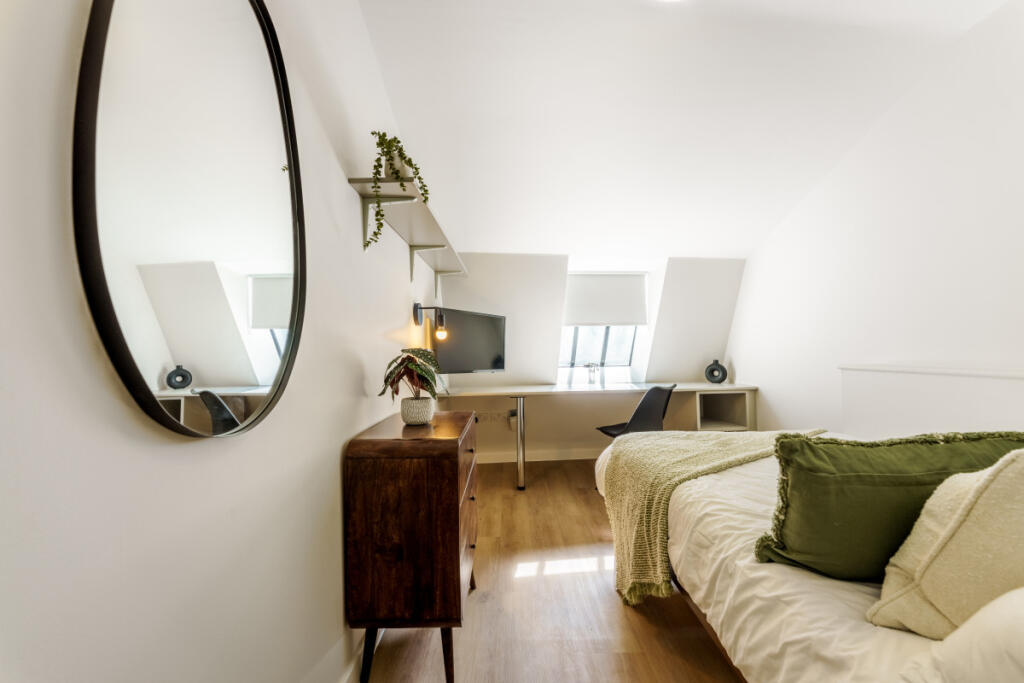 Flat 14, Isca Lofts, Exeter, EX4 - View 2