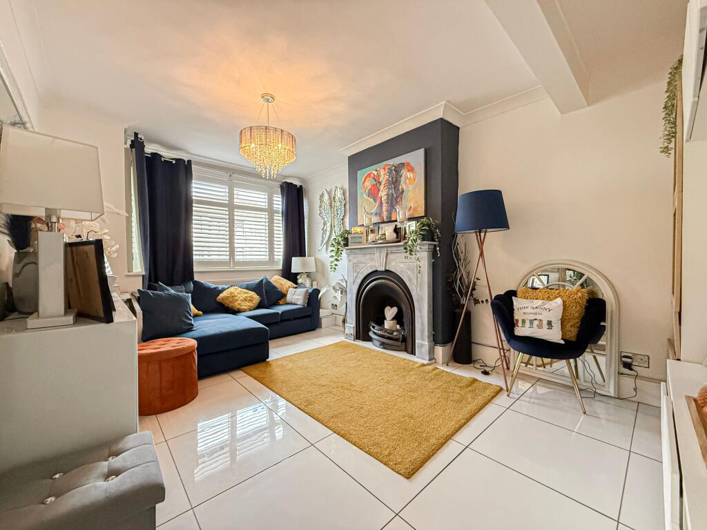 House in Knowsley, Liverpool City Region - View 4