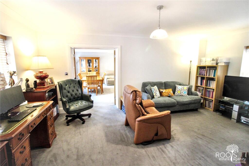 House in Thatcham, West Berkshire - View 4