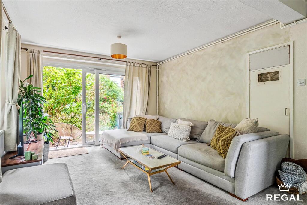 Apartment in Southampton - View 4