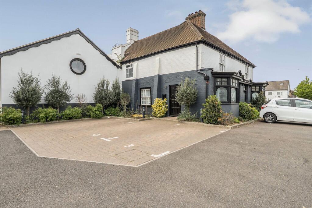 Additional image 15 of Golden Lion Mews, London Colney, St. Albans