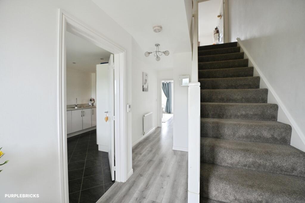 House in Romford - View 2