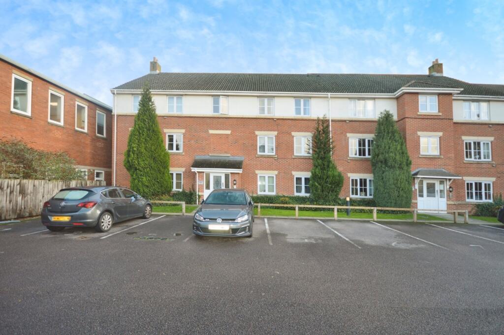 Main image of property: Spinner Croft, Chesterfield, Derbyshire, S40