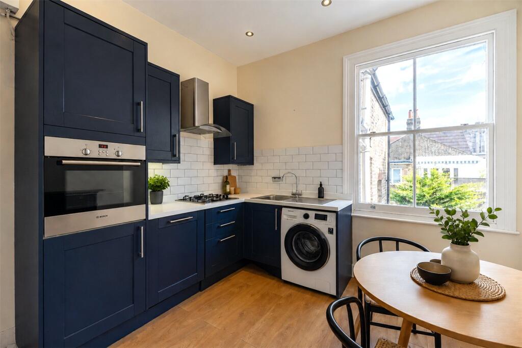 Gaskarth Road, London, SW12 photo 5