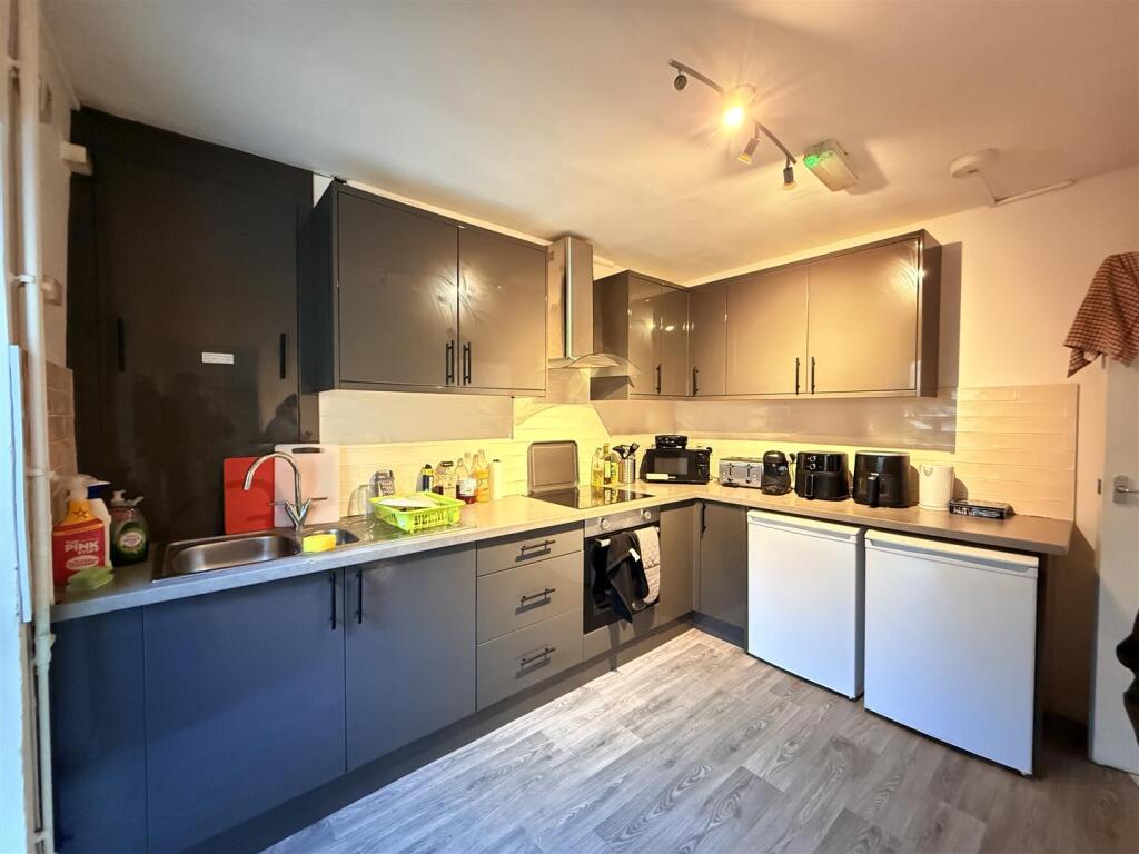 House in Llandudno - View 2