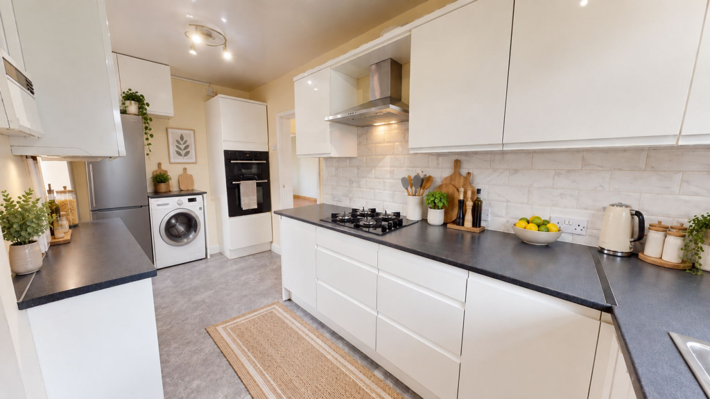 House in Stoke-on-Trent - View 3