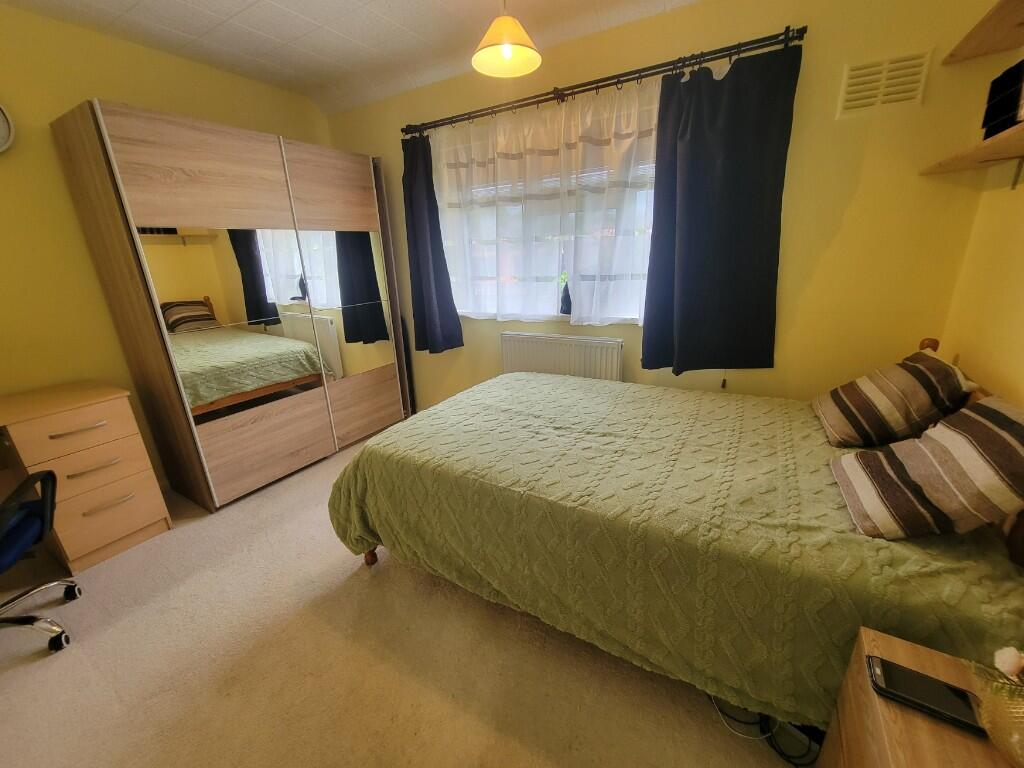 House in Ipswich, Chantry - More