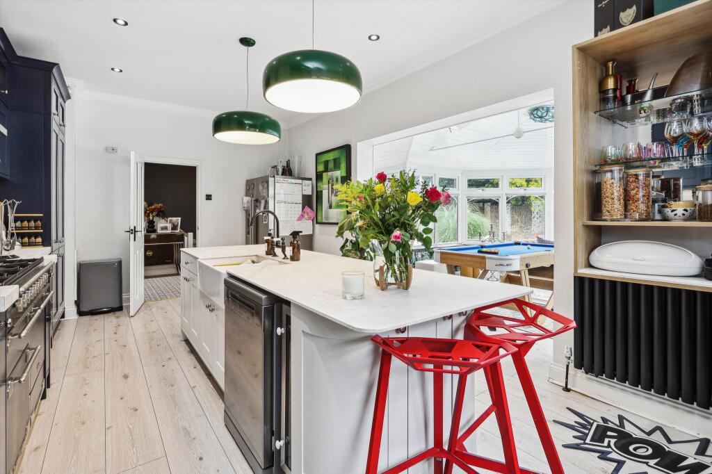 House in Kingston upon Thames - View 4
