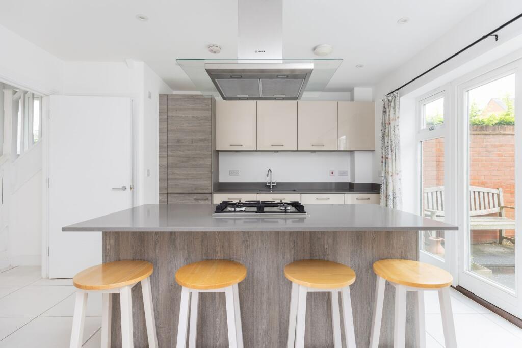 House in Southampton - View 2